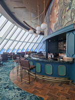 Captains Bar mit Panoramaausblick nach vorne
